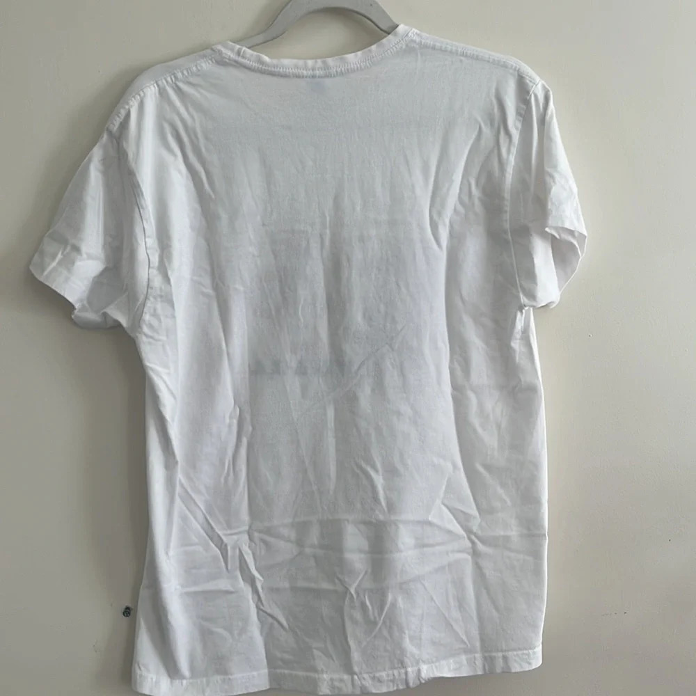 Embroidered Portugal Sailboat‎ Travel Tee Sz M Casual Men Unisex - Picture 4 of 4